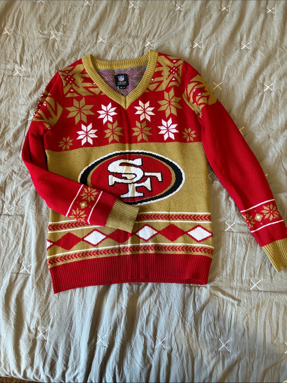 Niners Red & Gold V-Neck Holiday Sweater